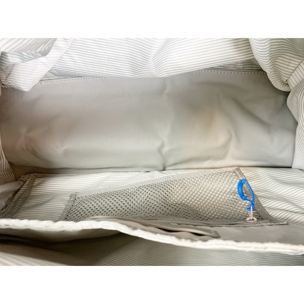 Lululemon Extra Mile Duffle Black - Picture 11 of 16
